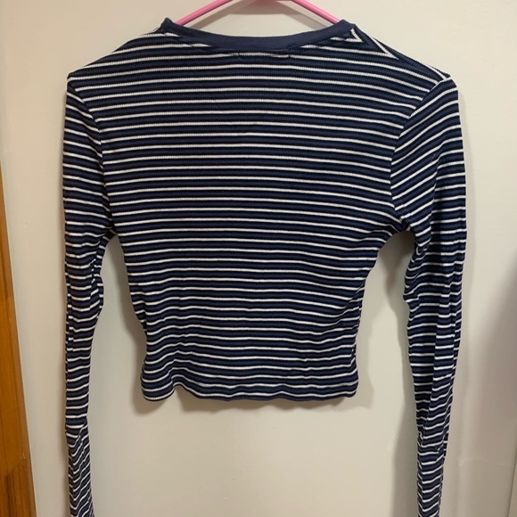 BRANDY MELVILLE STRIPED LONG SLEEVE (cropped) - Picture 2 of 3